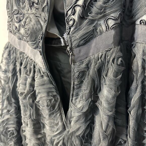 Adrianna Papell Collection Ball Gown Steel Blue Tulle Rosette Dress DAMAGE 10 - Picture 11 of 11